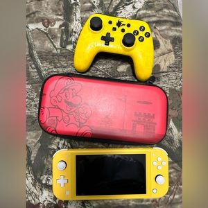 Nintendo switch - with remote & case